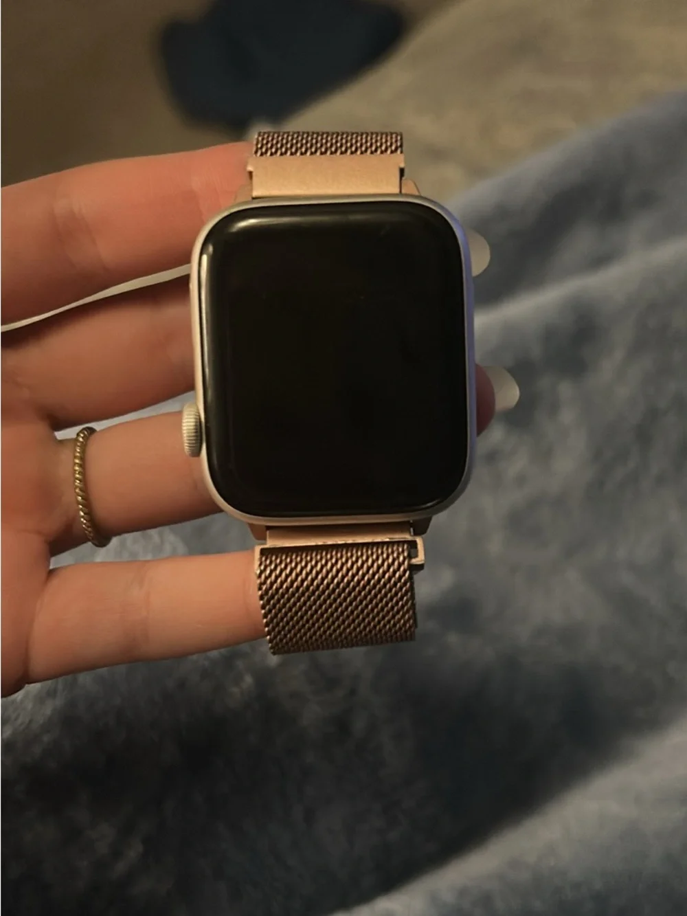 Apple Smartwatch with Rose Gold Mesh Band